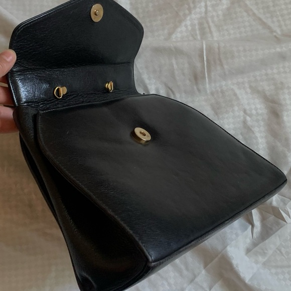 ୨୧ ･ﾟ✧ Ellen Tracy Vintage Black Handbag - Picture 2 of 5
